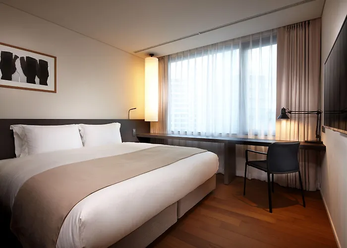 Shilla Mapo Hongdae Hotel 4*
