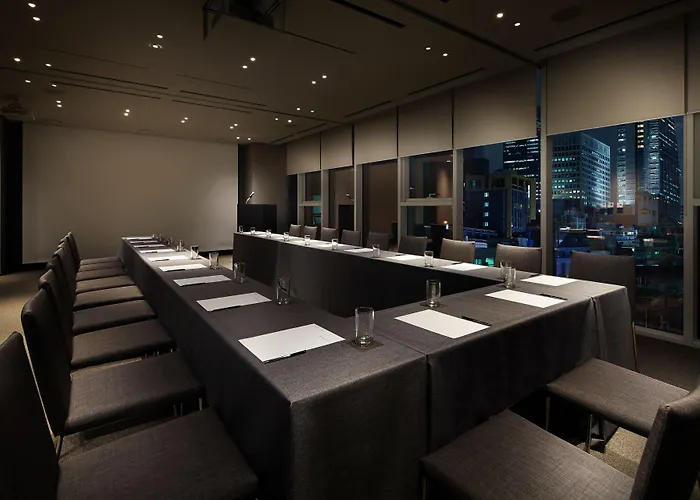 Shilla Mapo Hongdae 4*