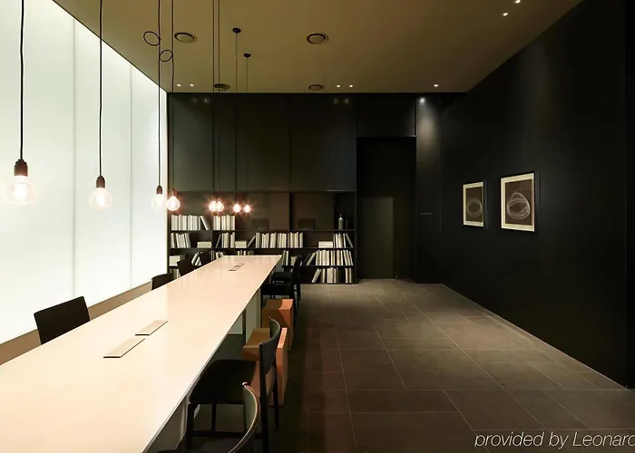 Shilla Mapo Hongdae Hotel